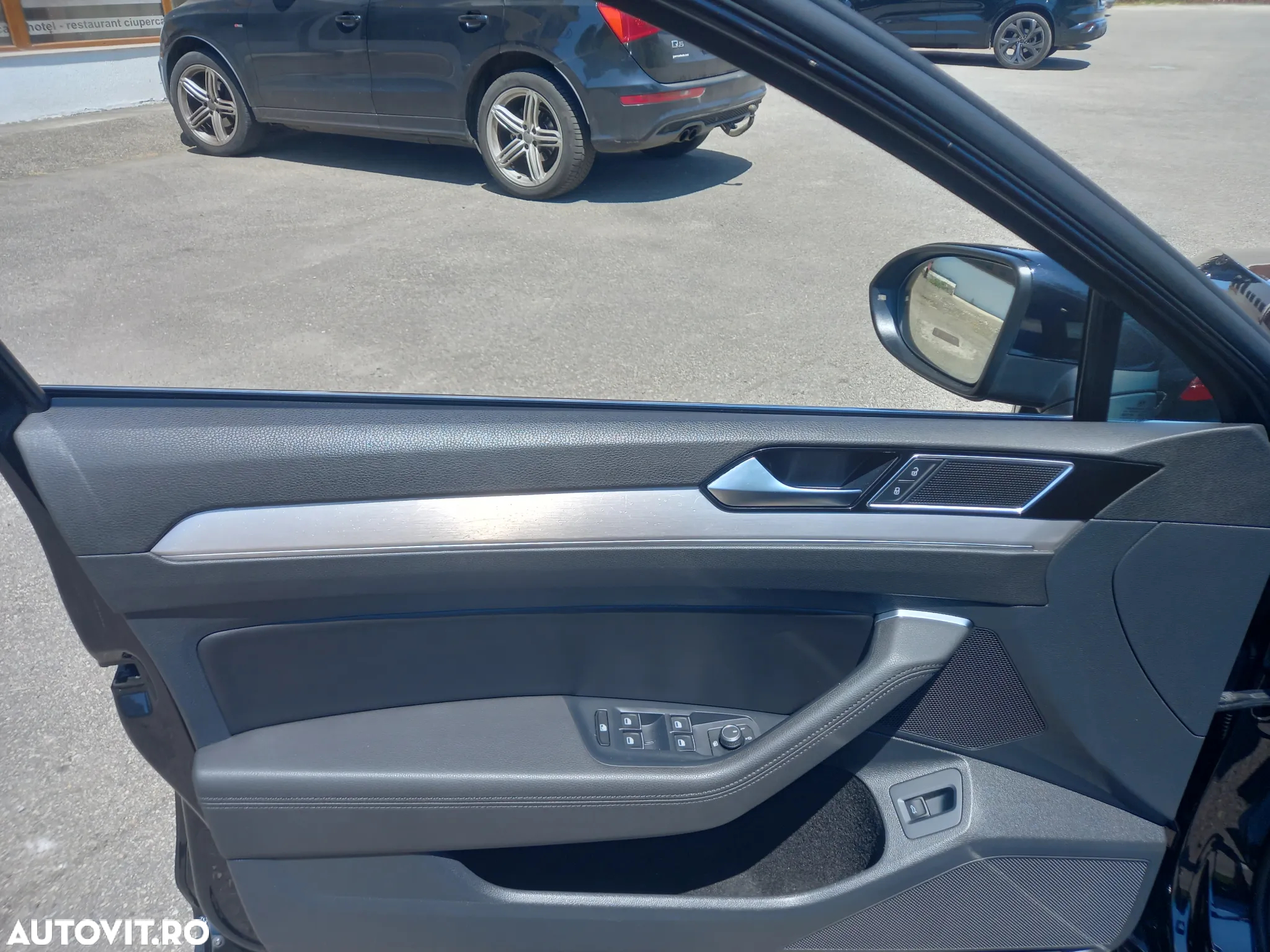 Volkswagen Passat Variant 2.0 TDI DSG 4Motion Highline - 11