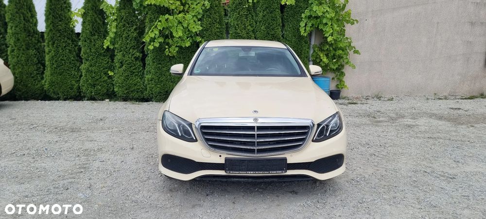 Mercedes-Benz Klasa E 200 d 9G-TRONIC - 3
