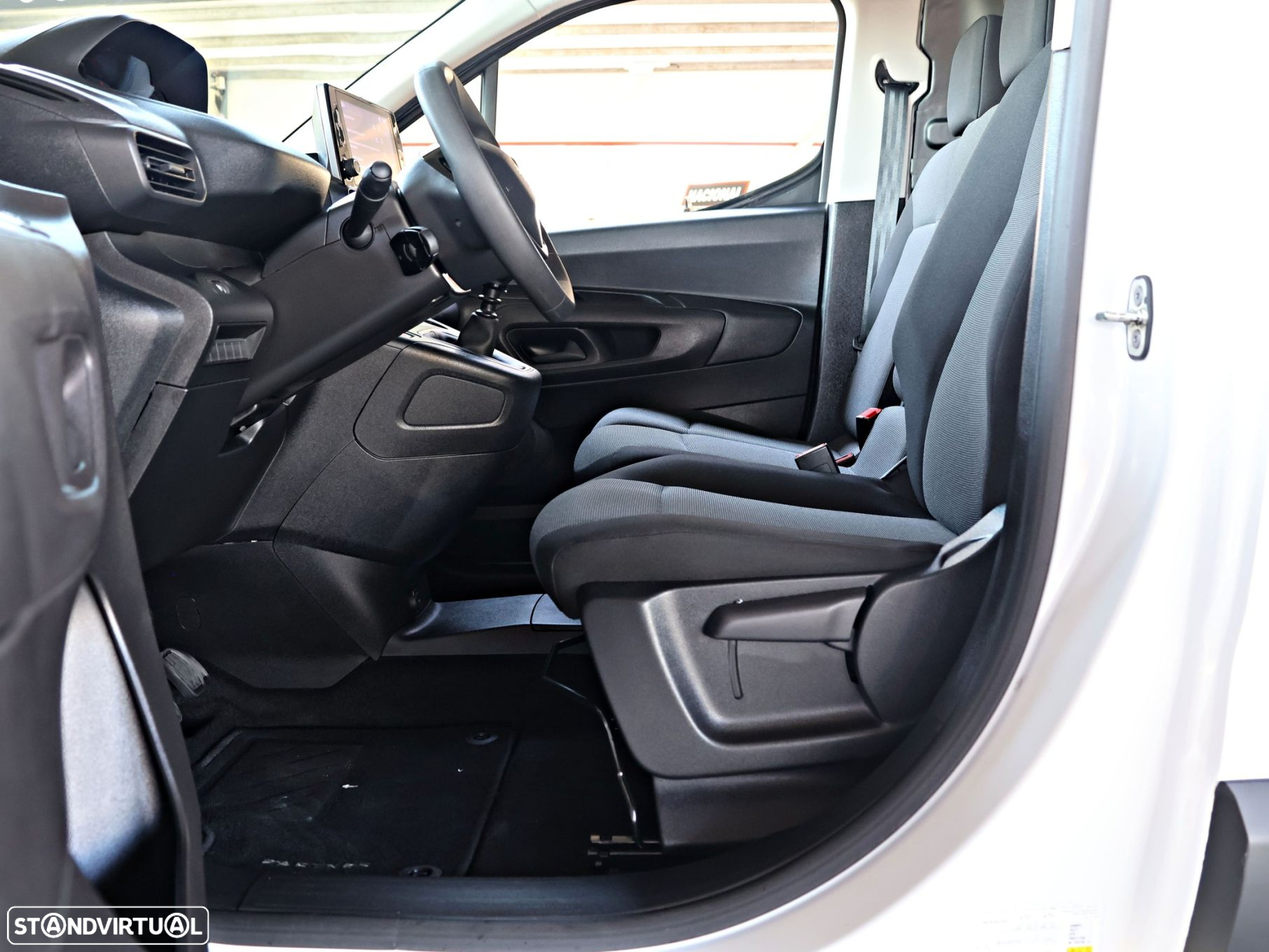 Peugeot Partner 1.5 BlueHDi Standard - 35