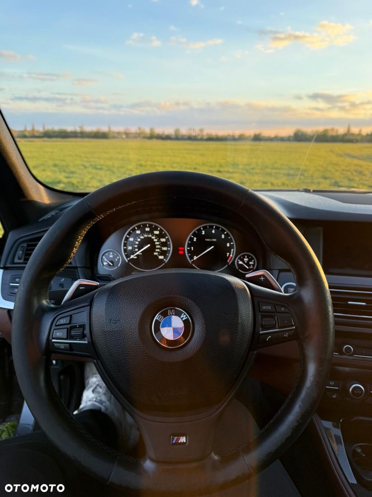 BMW Seria 5 - 16