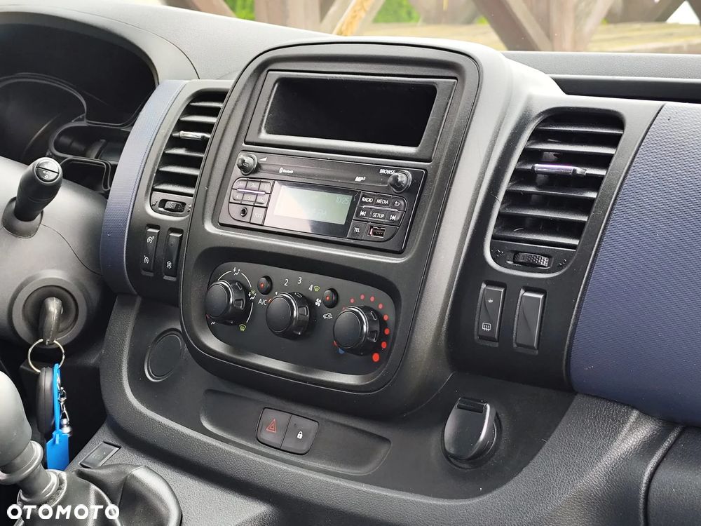 Opel Vivaro - 14