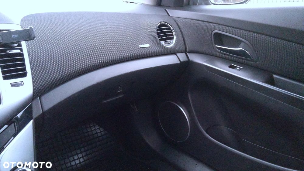 Chevrolet Cruze 1.6 LT - 11