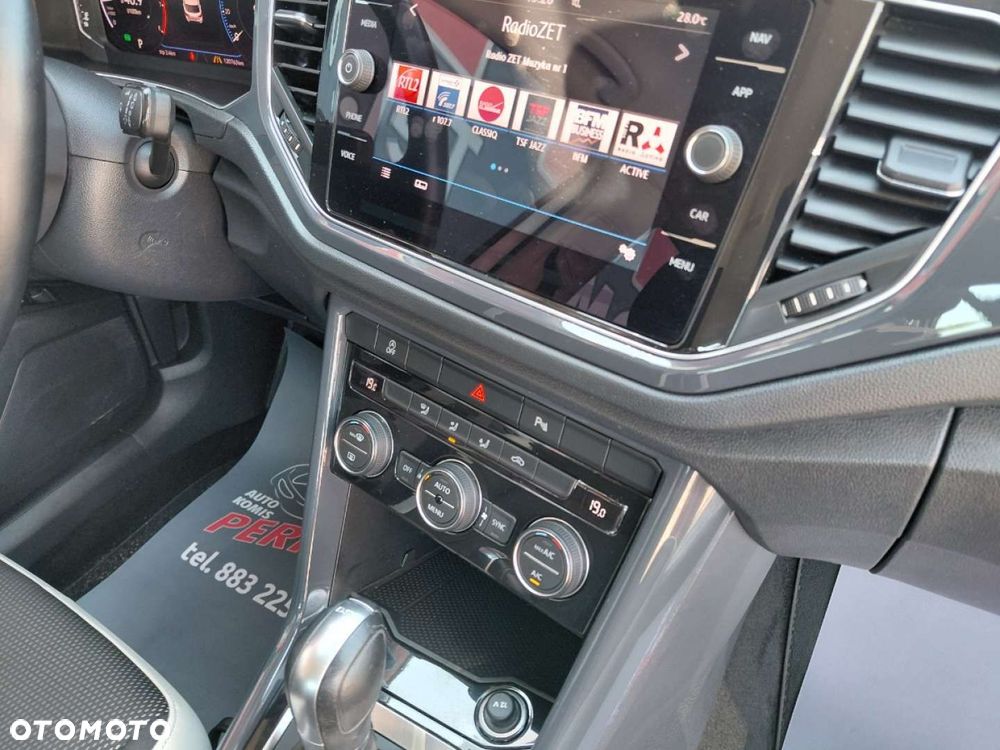 Volkswagen T-Roc - 14