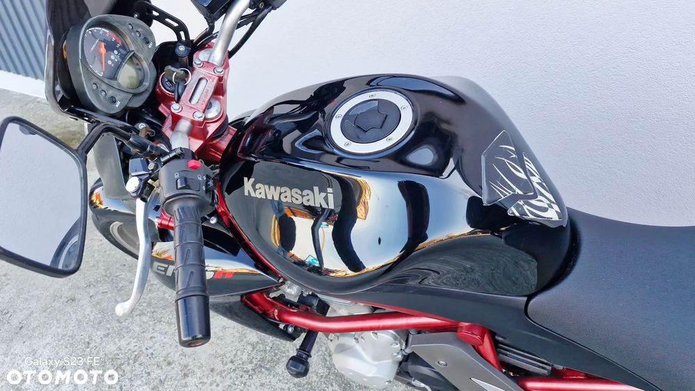 Kawasaki ER - 28