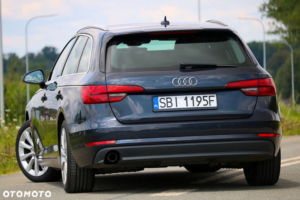 Audi A4 2.0 TDI Design - 30