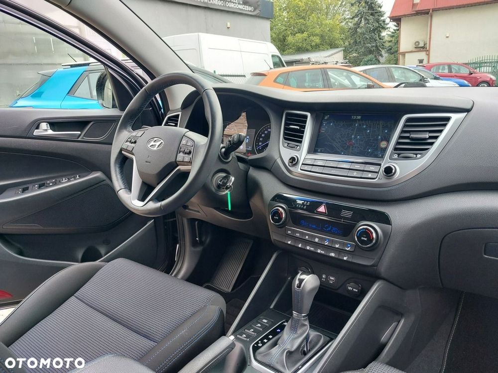 Hyundai Tucson 1.7 CRDI BlueDrive Comfort 2WD DCT - 19