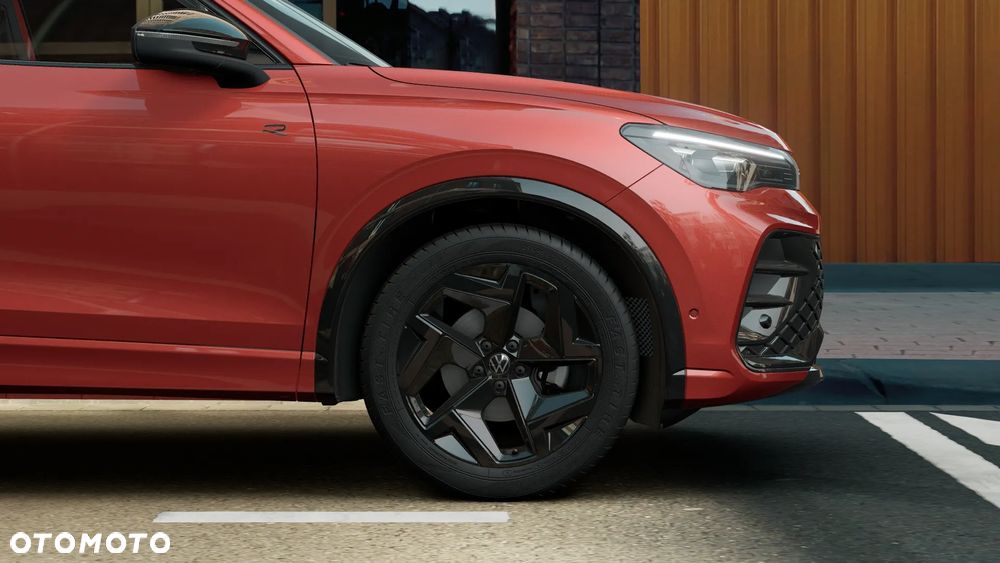 Volkswagen Tiguan 1.5 eTSI R-Line Plus DSG - 9