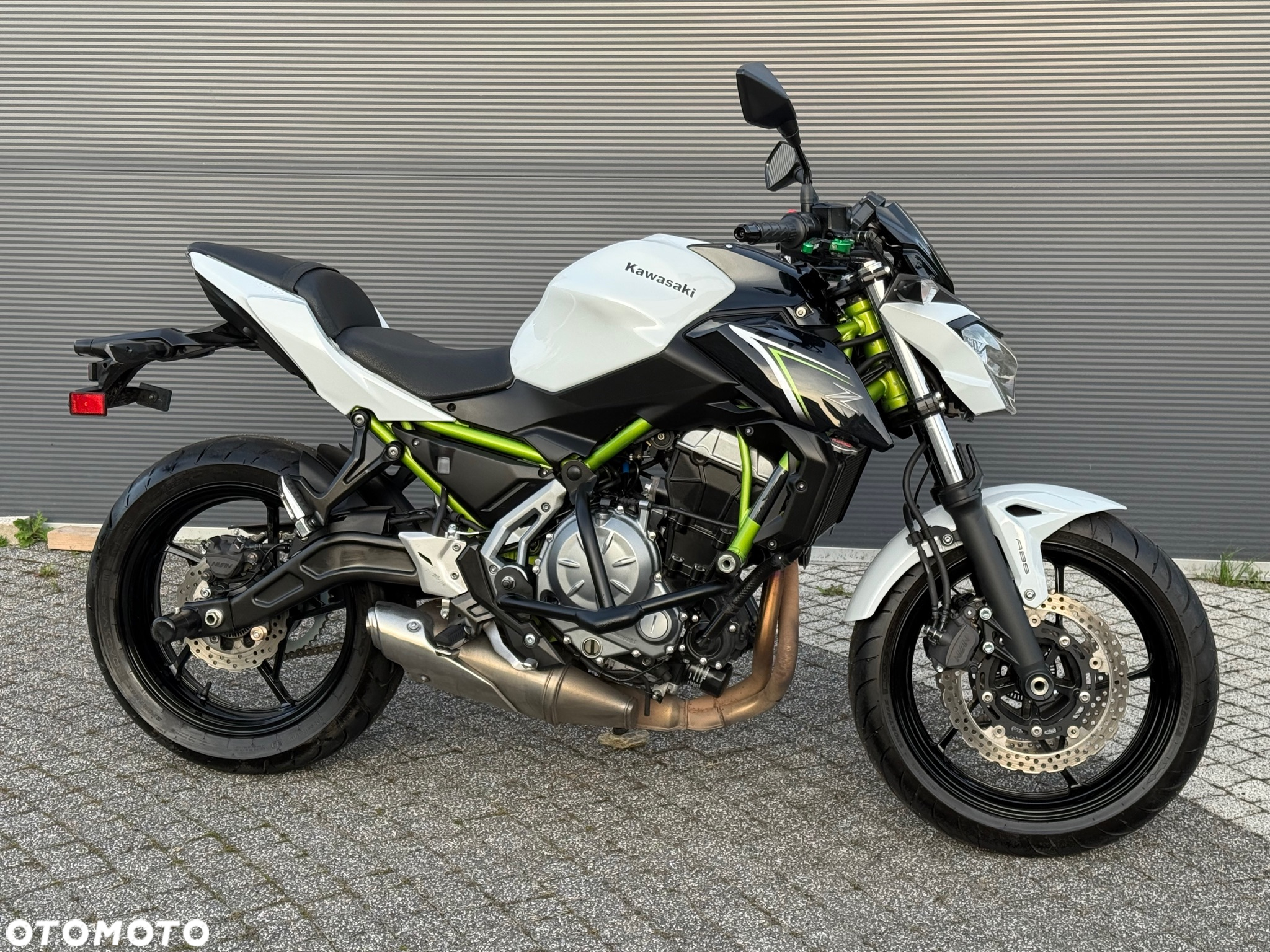 Kawasaki Z 650 - 21