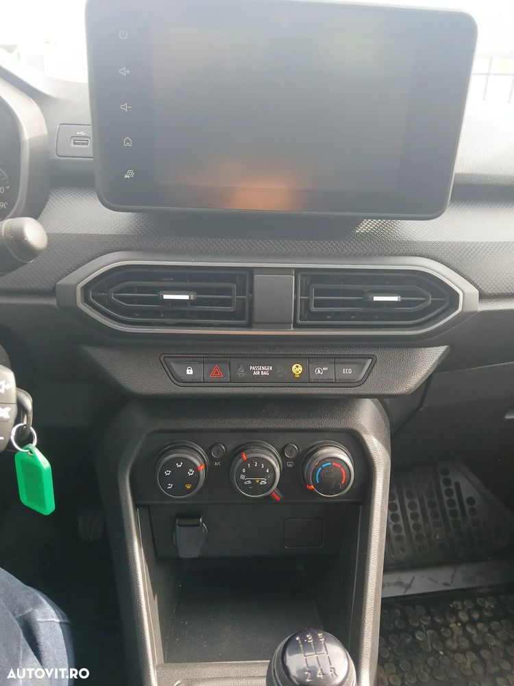 Dacia Sandero - 11