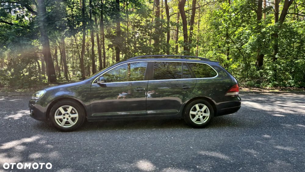 Volkswagen Golf 1.6 TDI DPF BlueMotion Technology move - 9