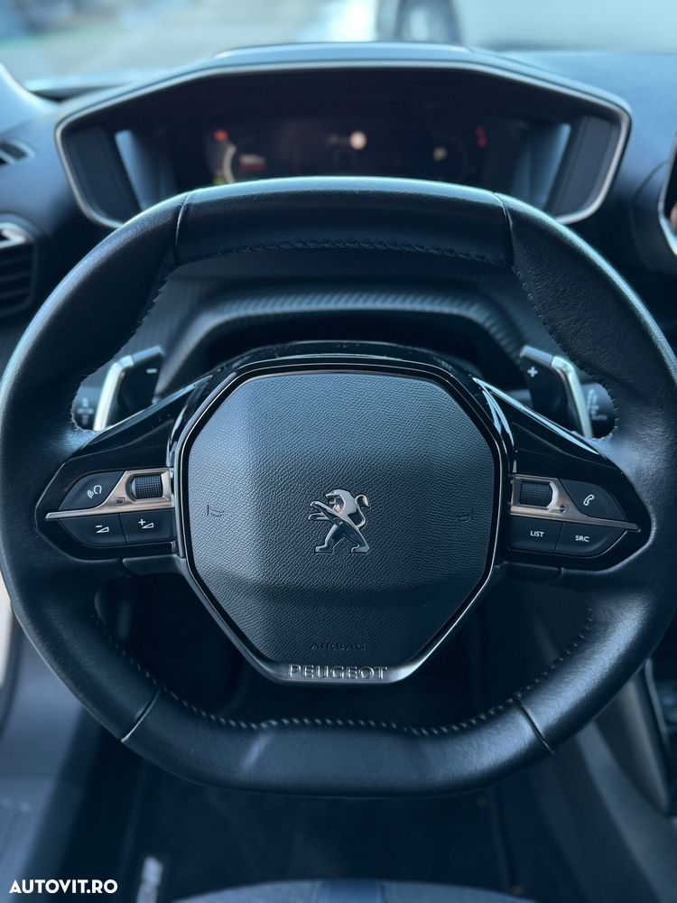 Peugeot 2008 PureTech 130 EAT8 Allure - 10