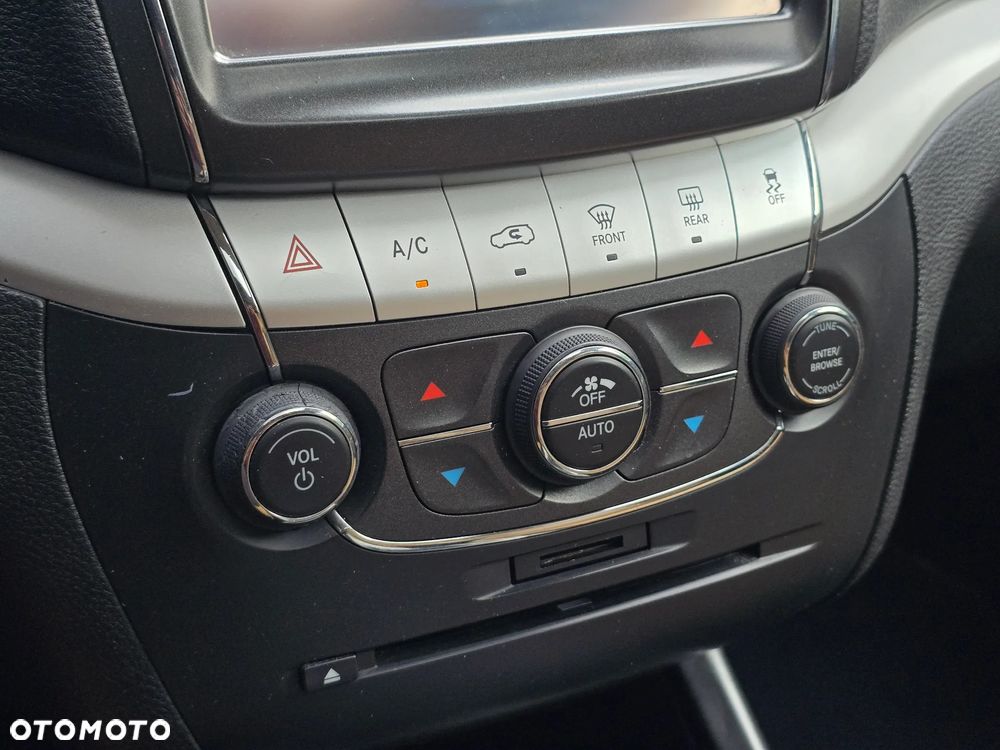 Fiat Freemont 2.0 Multijet Lounge AWD - 30