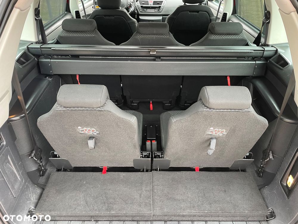Citroën C4 Grand Picasso - 17