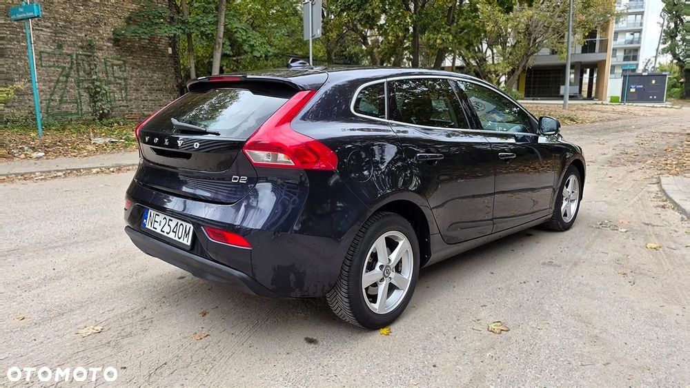 Volvo V40 D2 Drive-E Momentum - 14