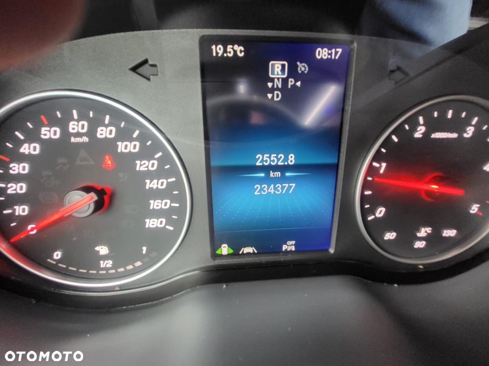 Mercedes-Benz Sprinter 517 CDI NOWA ZABUDOWA 24 miejsca +3 stojące - 13