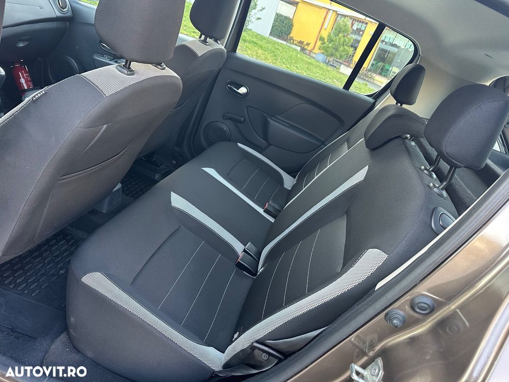 Dacia Sandero 0.9 Stepway - 11