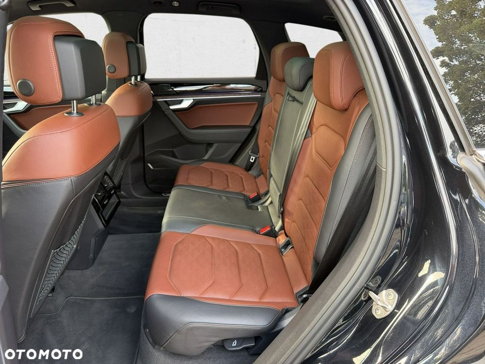 Volkswagen Touareg - 10