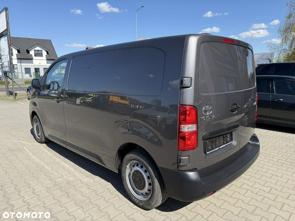 Toyota ProAce - 8