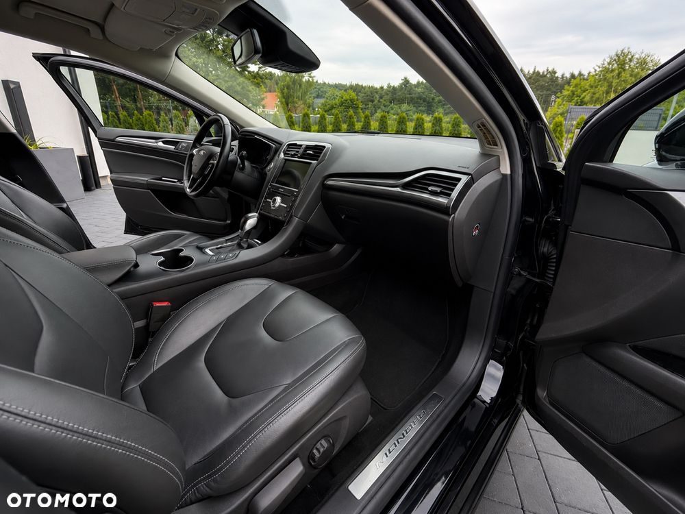 Ford Mondeo 2.0 Hybrid Titanium - 15