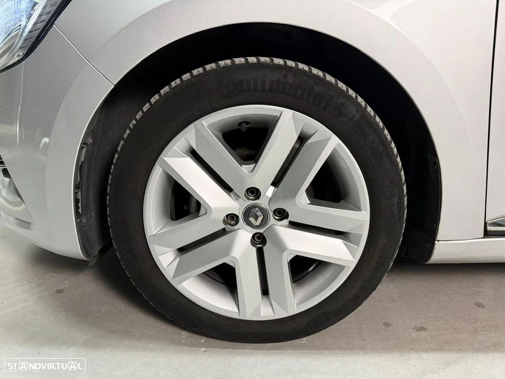 Renault Clio - 22