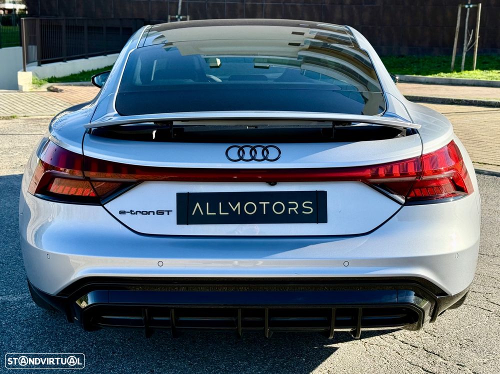 Audi e-tron GT quattro - 12