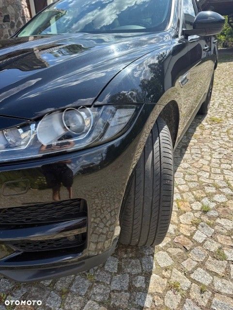 Jaguar F-Pace 2.0 i4D AWD Prestige - 2