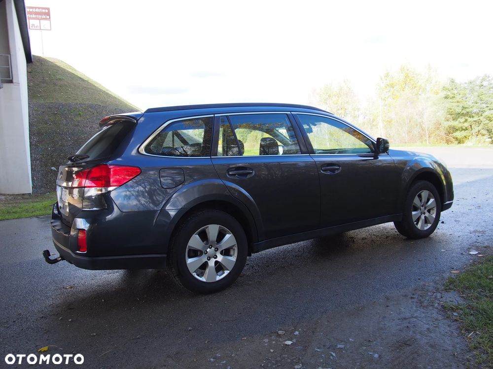 Subaru Outback 2.5i Lineartronic Active - 12