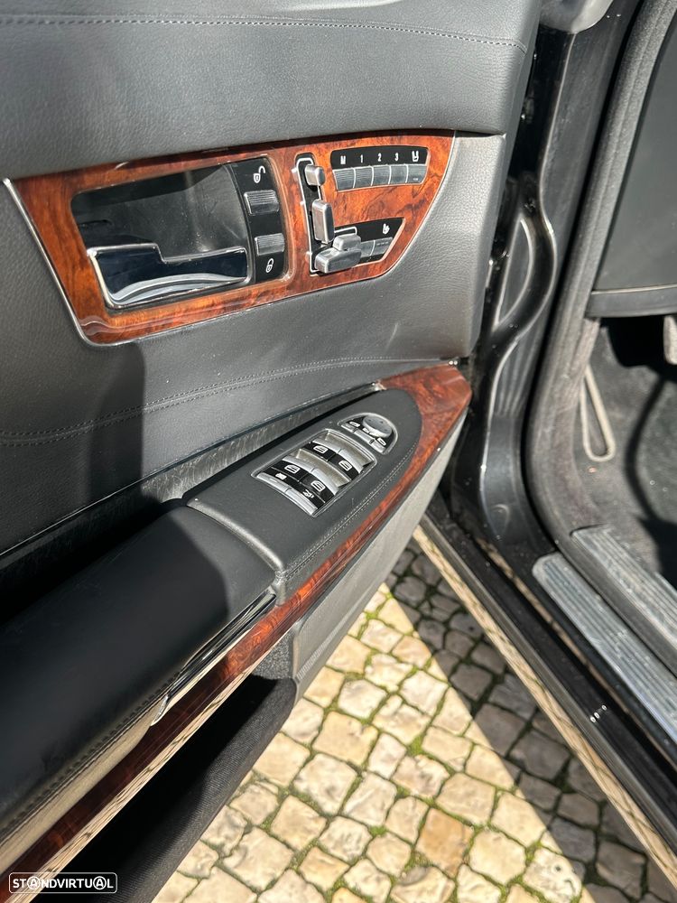 Mercedes-Benz CL 500 4-Matic BlueEfficiency - 17