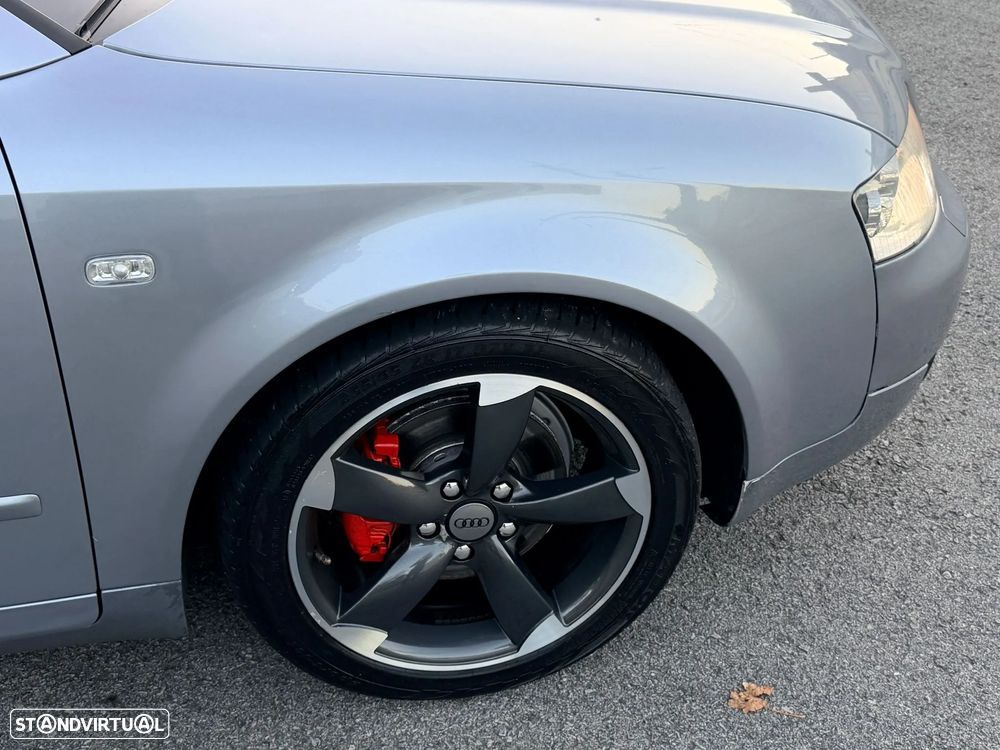 Audi A4 Avant 1.9 TDI m6 S-Line - 4