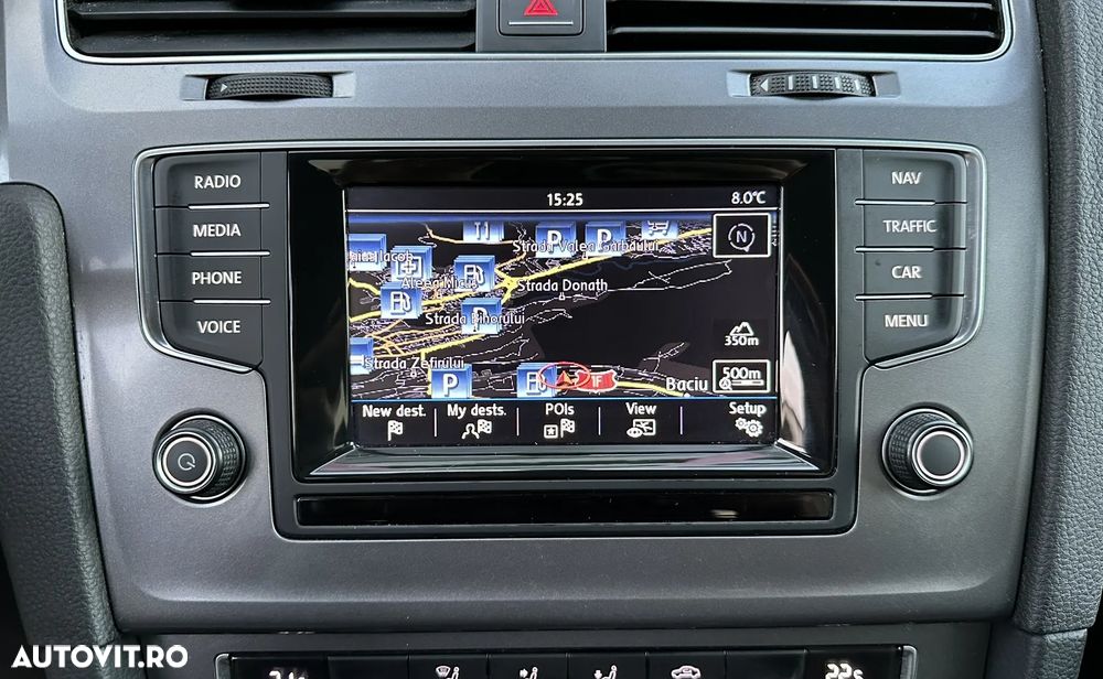 Volkswagen Golf - 16