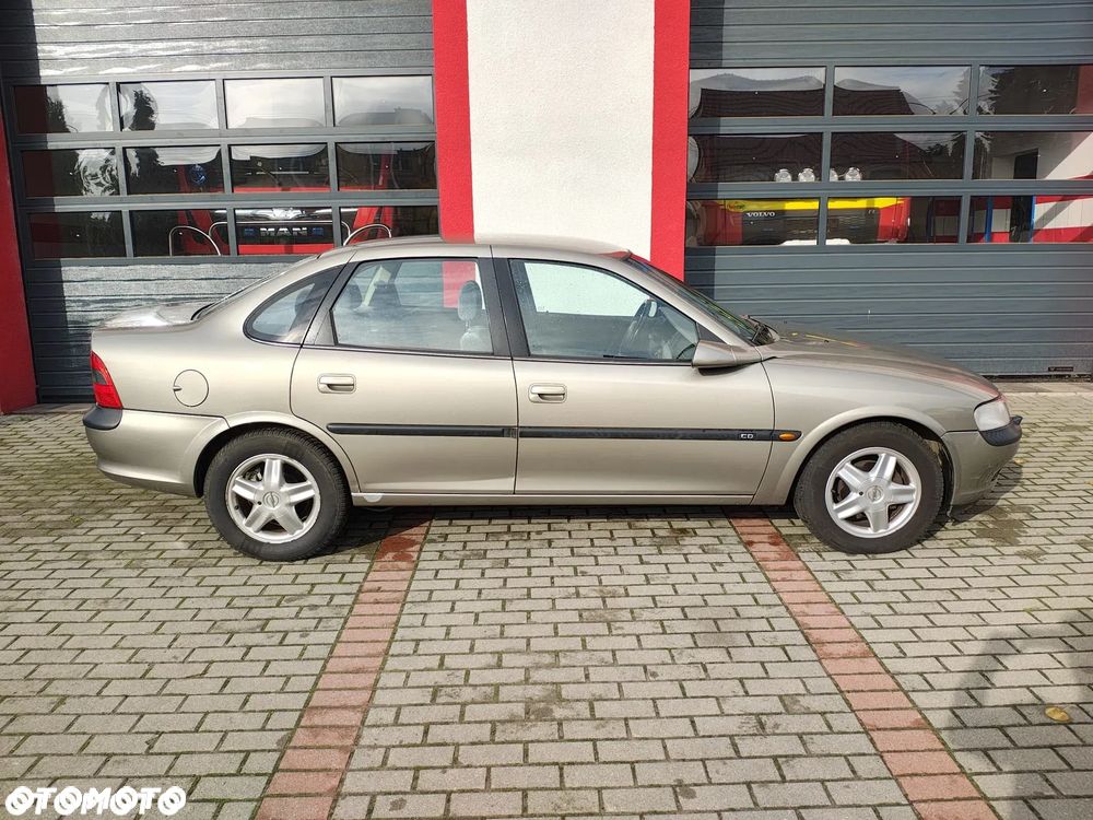 Opel Vectra - 24