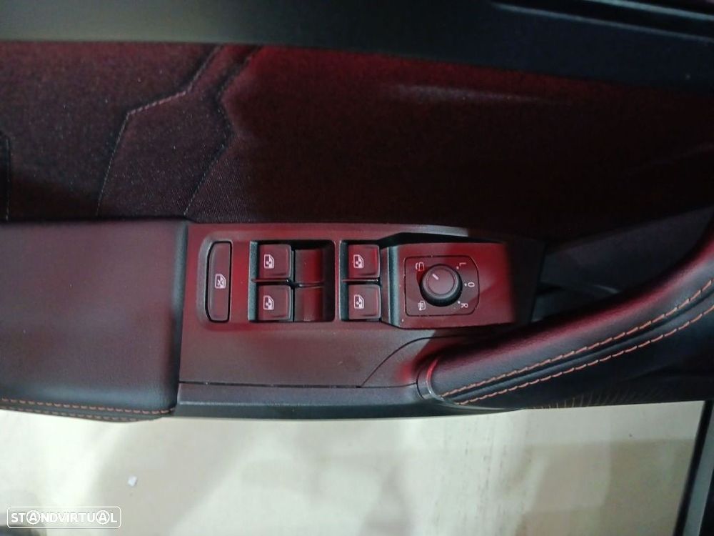 Cupra Formentor 1.5 eTSI DSG - 12