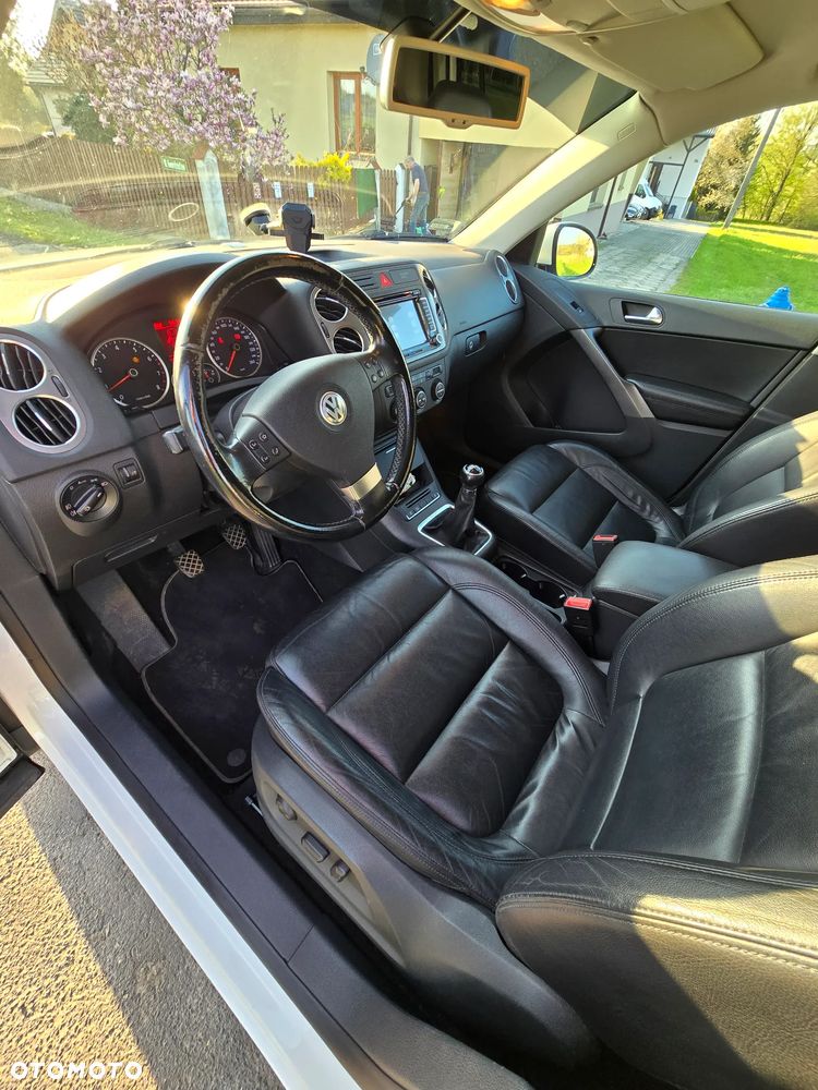 Volkswagen Tiguan - 7