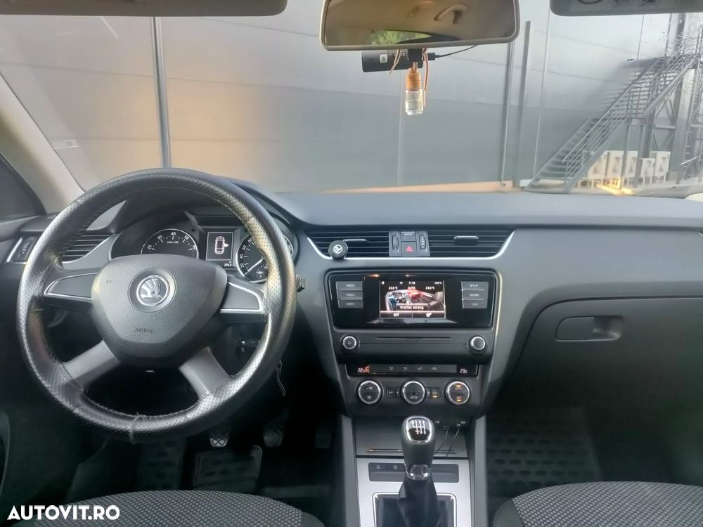 Skoda Octavia 1.2 TSI ELEGANCE - 7