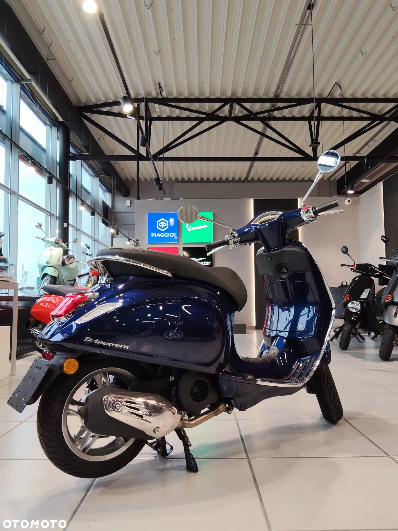 Vespa Primavera - 4