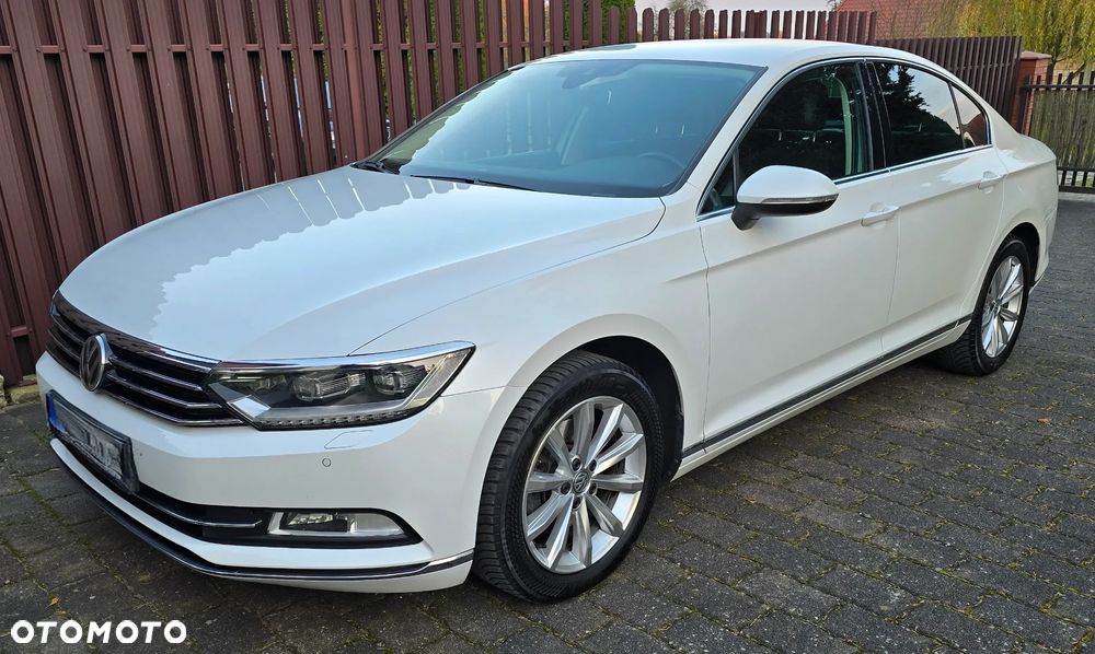 Volkswagen Passat 1.8 TSI BMT Highline - 1