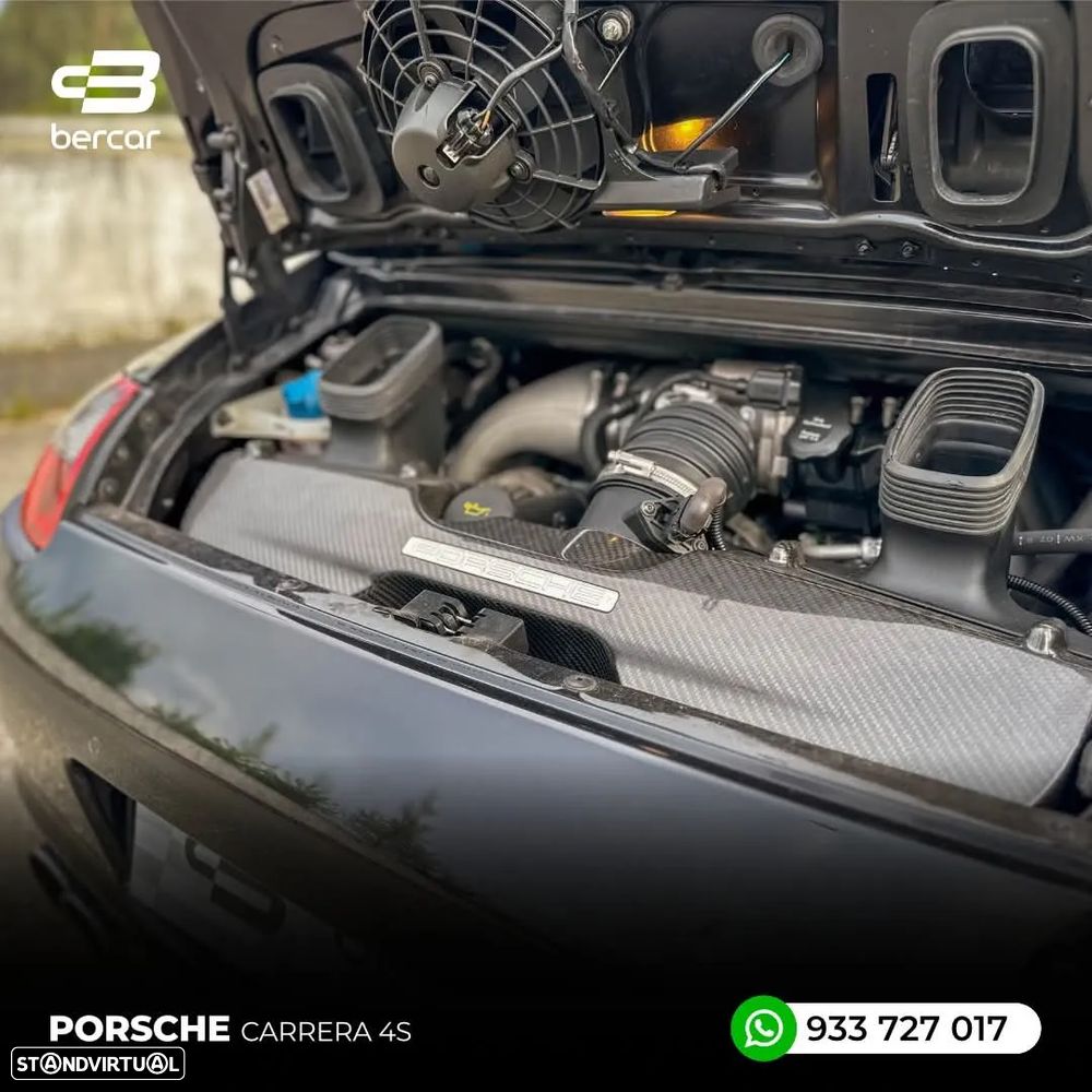 Porsche 911 (997) Carrera 4 S - 7