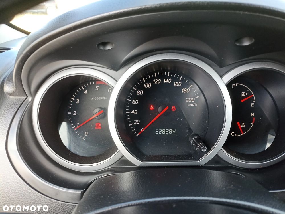 Suzuki Grand Vitara 1.9 DDiS - 12