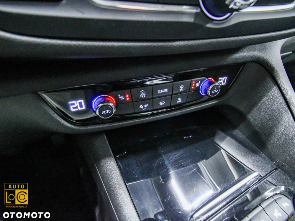 Opel Insignia 2.0 BiTrb D 4x4 Automatik Exclusive - 27