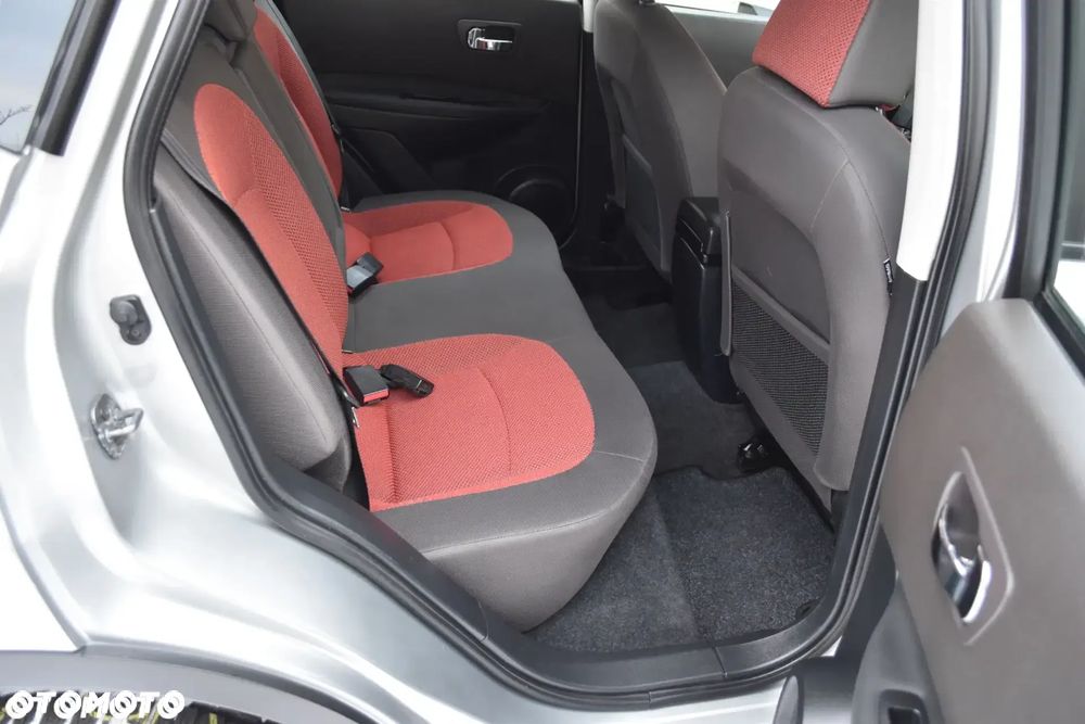 Nissan Qashqai 2.0 dCi 4 x 4 DPF acenta - 12