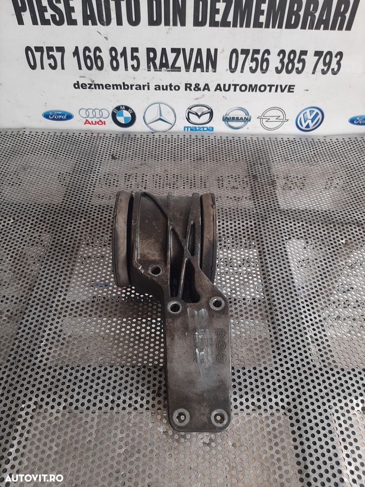 Suport Rulment Planetara Intermediara Dreapta Land Rover Range Rover Vogue L322 3.6 Tdv8 Motor 368DT An 2005-2006-2007-2008-2009-2010-2011 Dezmembrez Land Rover Range Rover Vogue 3.6 Tdv8 Motor 368DT An 2005-2006-2007-2008-2009-2010 - 3