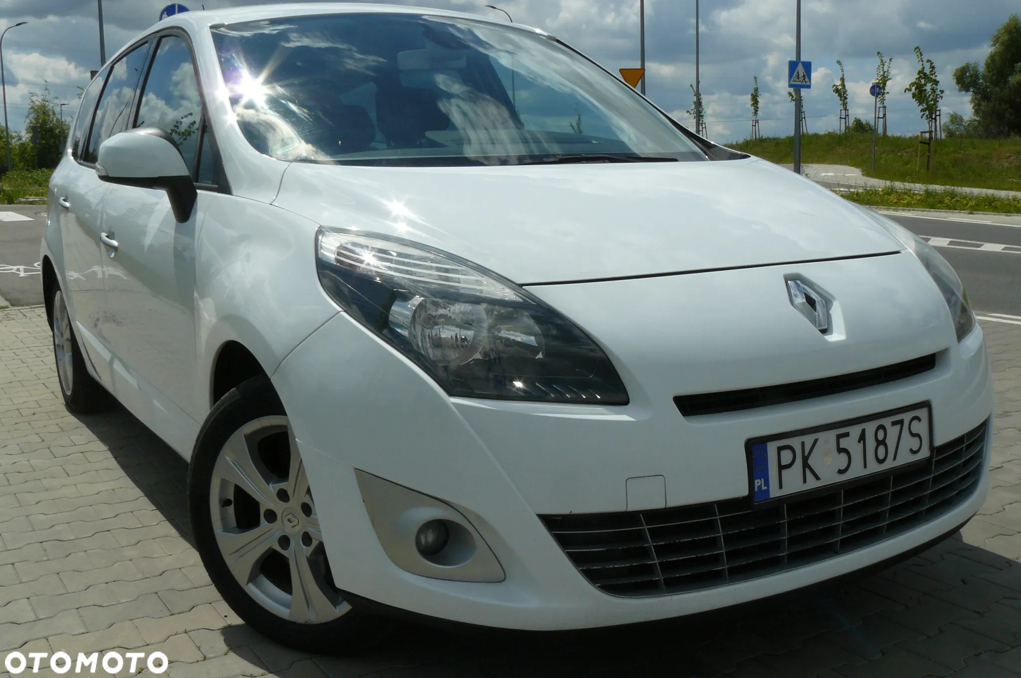 Renault Grand Scenic - 6