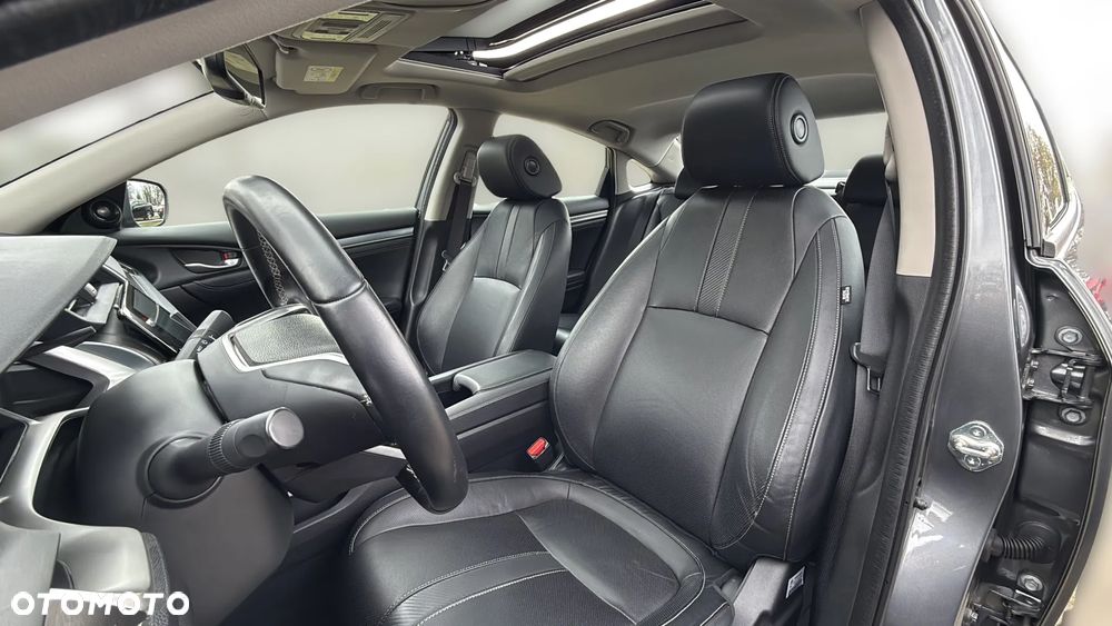 Honda Civic 1.5 T Executive - 12