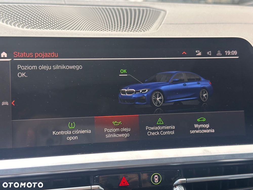 BMW Seria 3 330i xDrive M Sport - 28