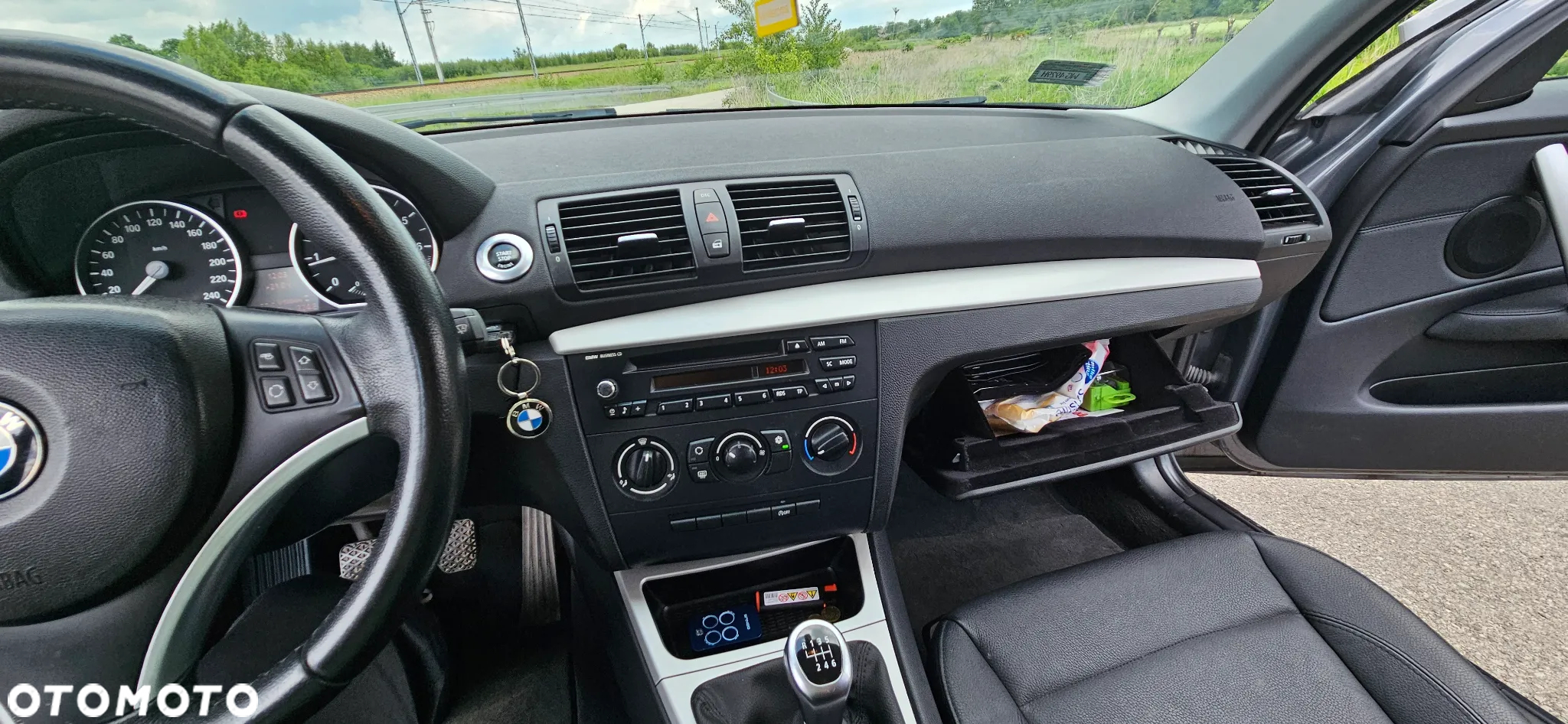 BMW Seria 1 118i - 17