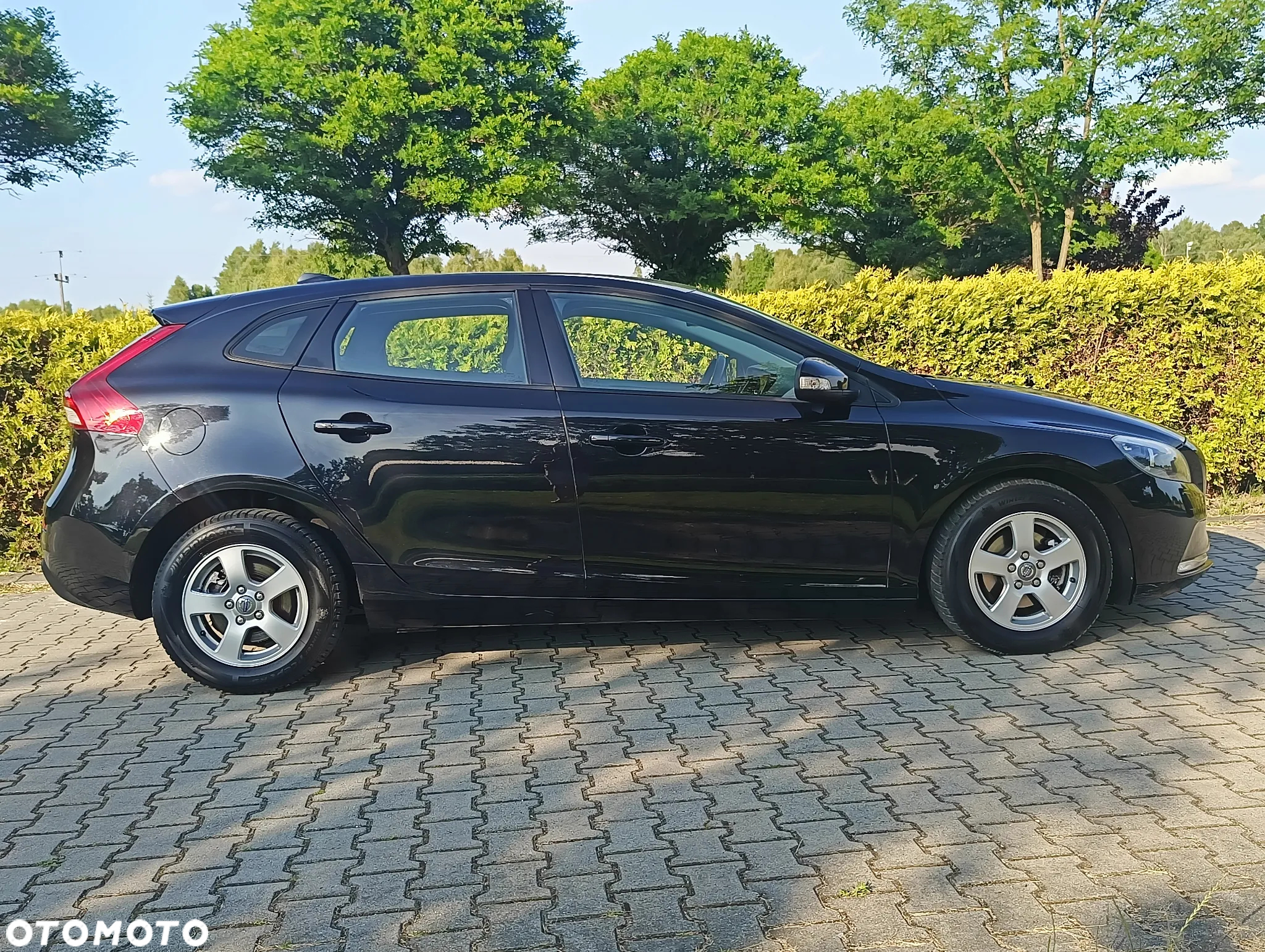 Volvo V40 D2 Momentum - 4