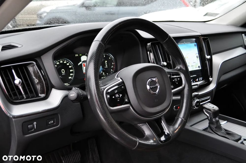 Volvo XC 60 D5 AWD Inscription - 23