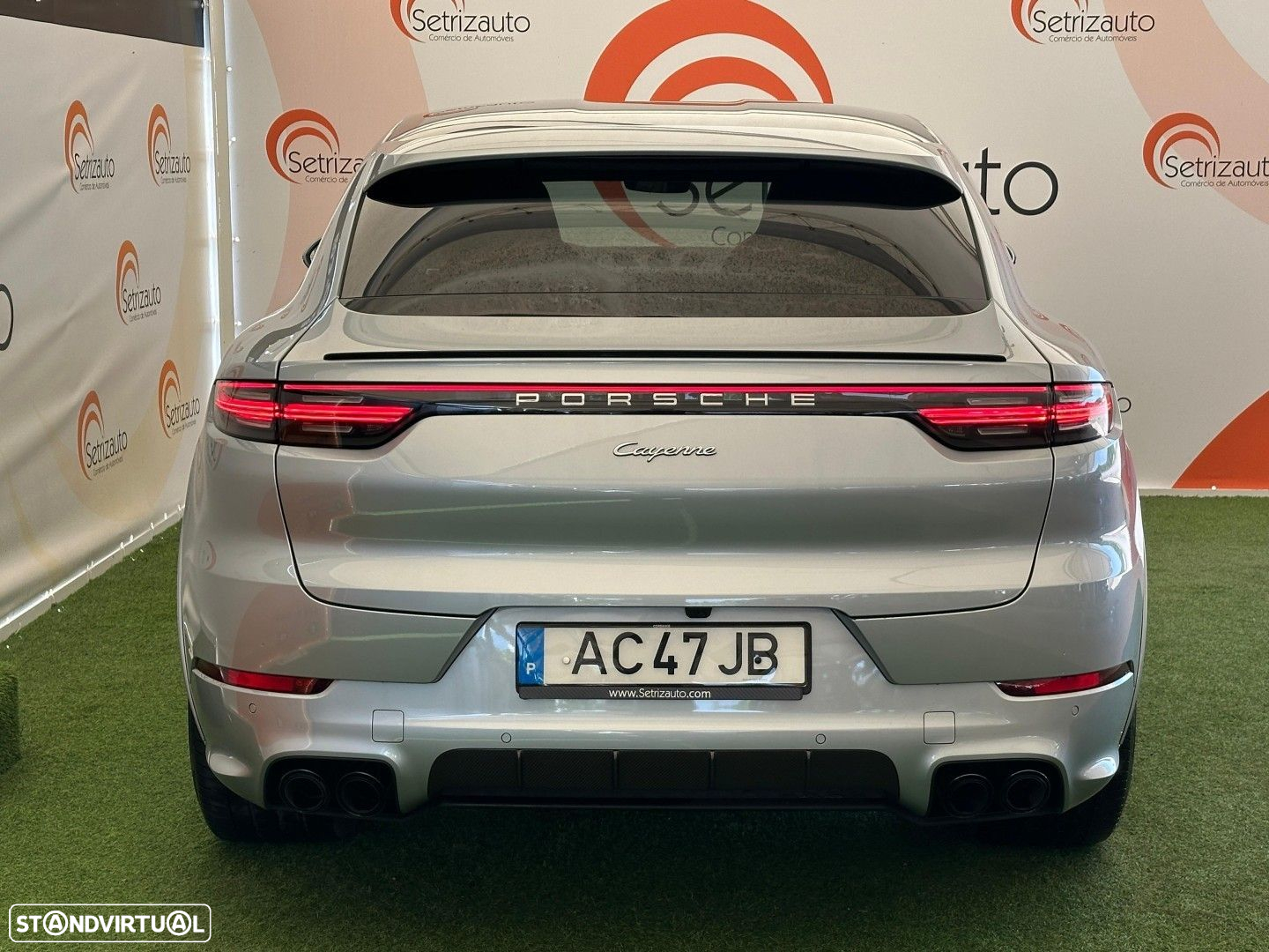 Porsche Cayenne Coupé E-Hybrid - 10