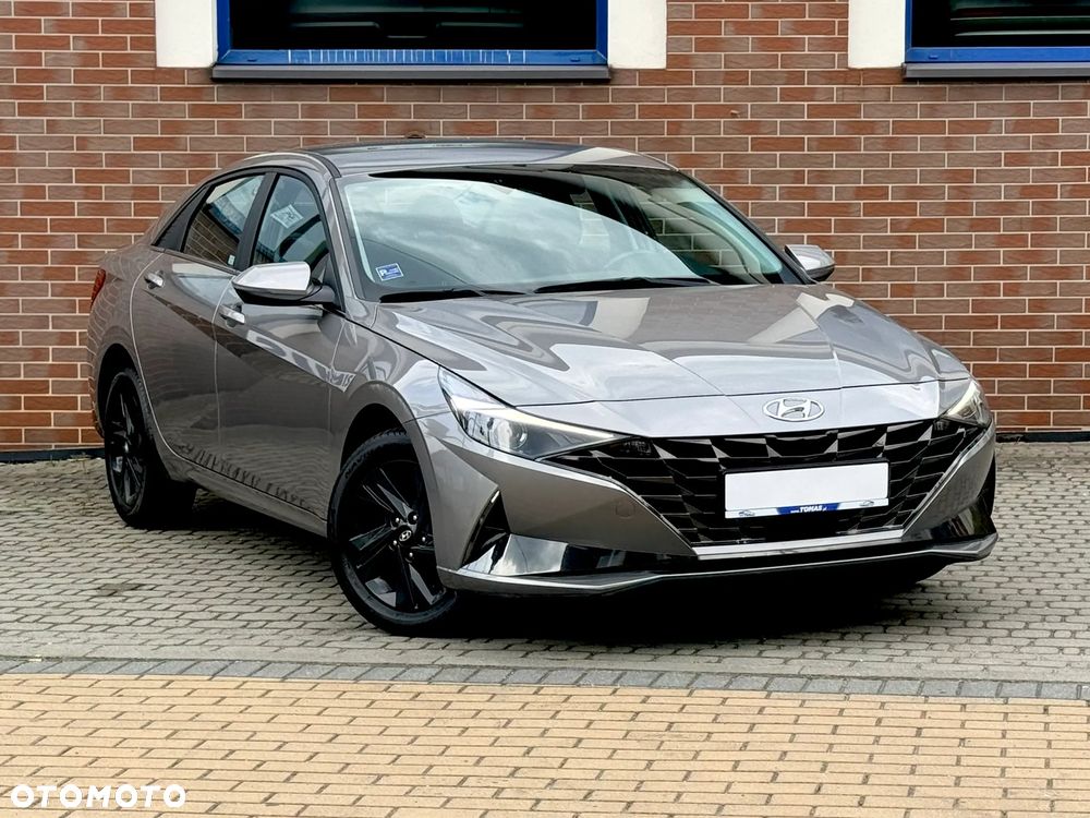 Hyundai Elantra 1.6 Smart CVT - 20