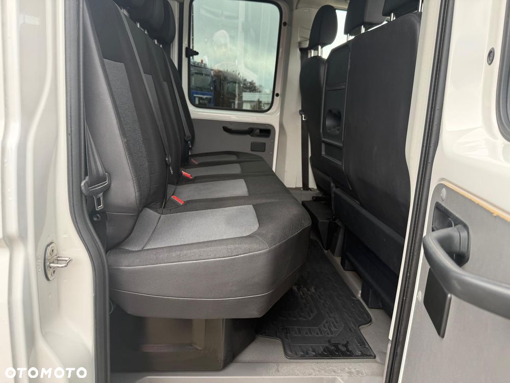 MAN 4X4 / TGE 3.180 DOKA 7-osobowa - 12